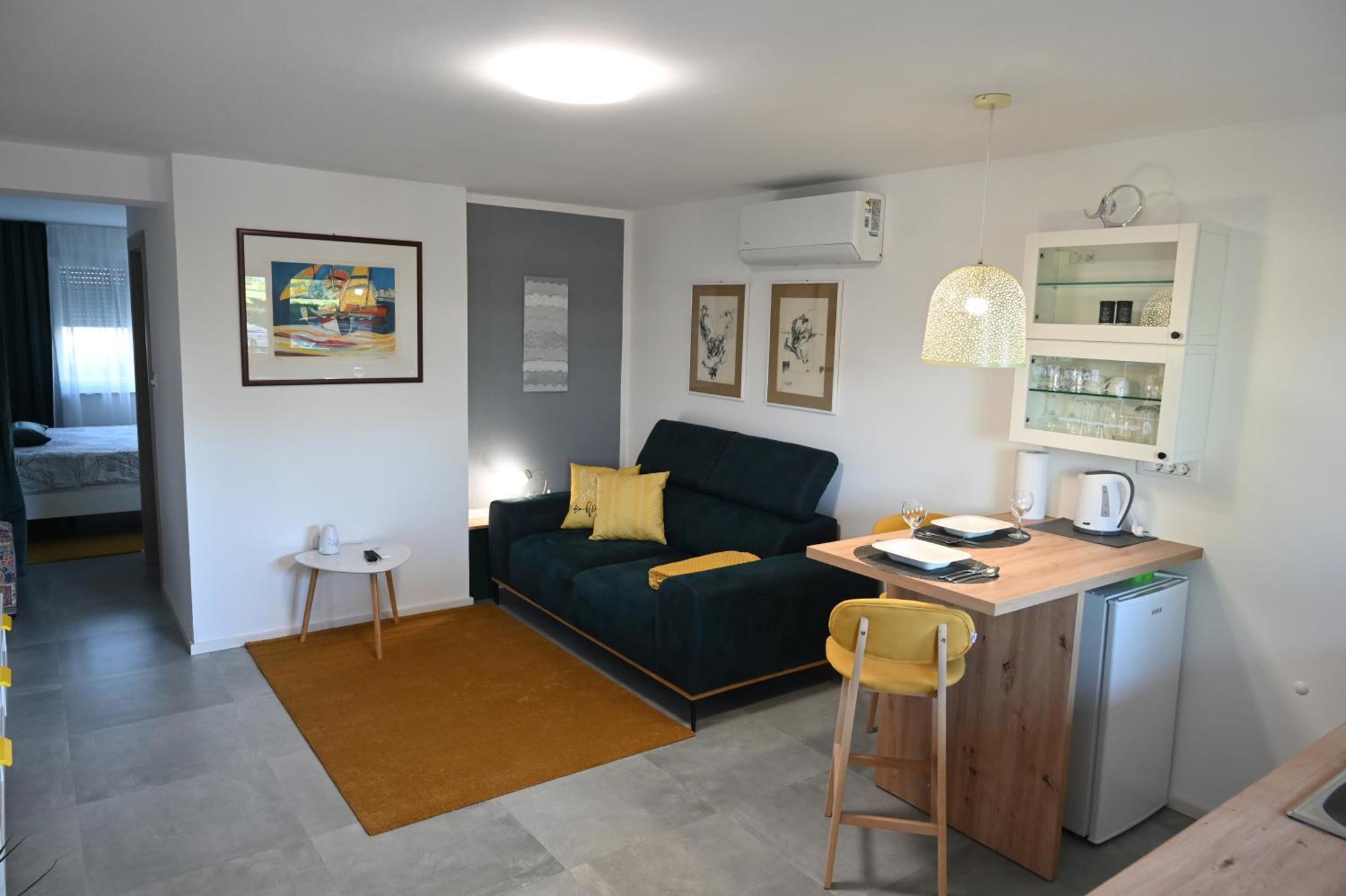Studio Apartman Una -Self Check In,Free Parking Karlovac Exteriör bild