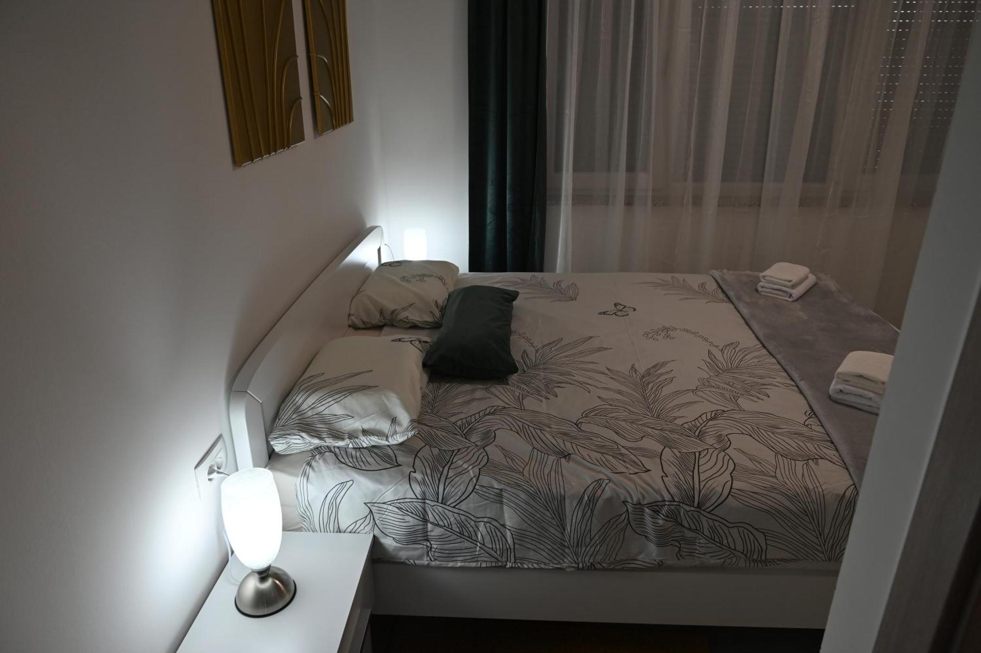 Studio Apartman Una -Self Check In,Free Parking Karlovac Exteriör bild