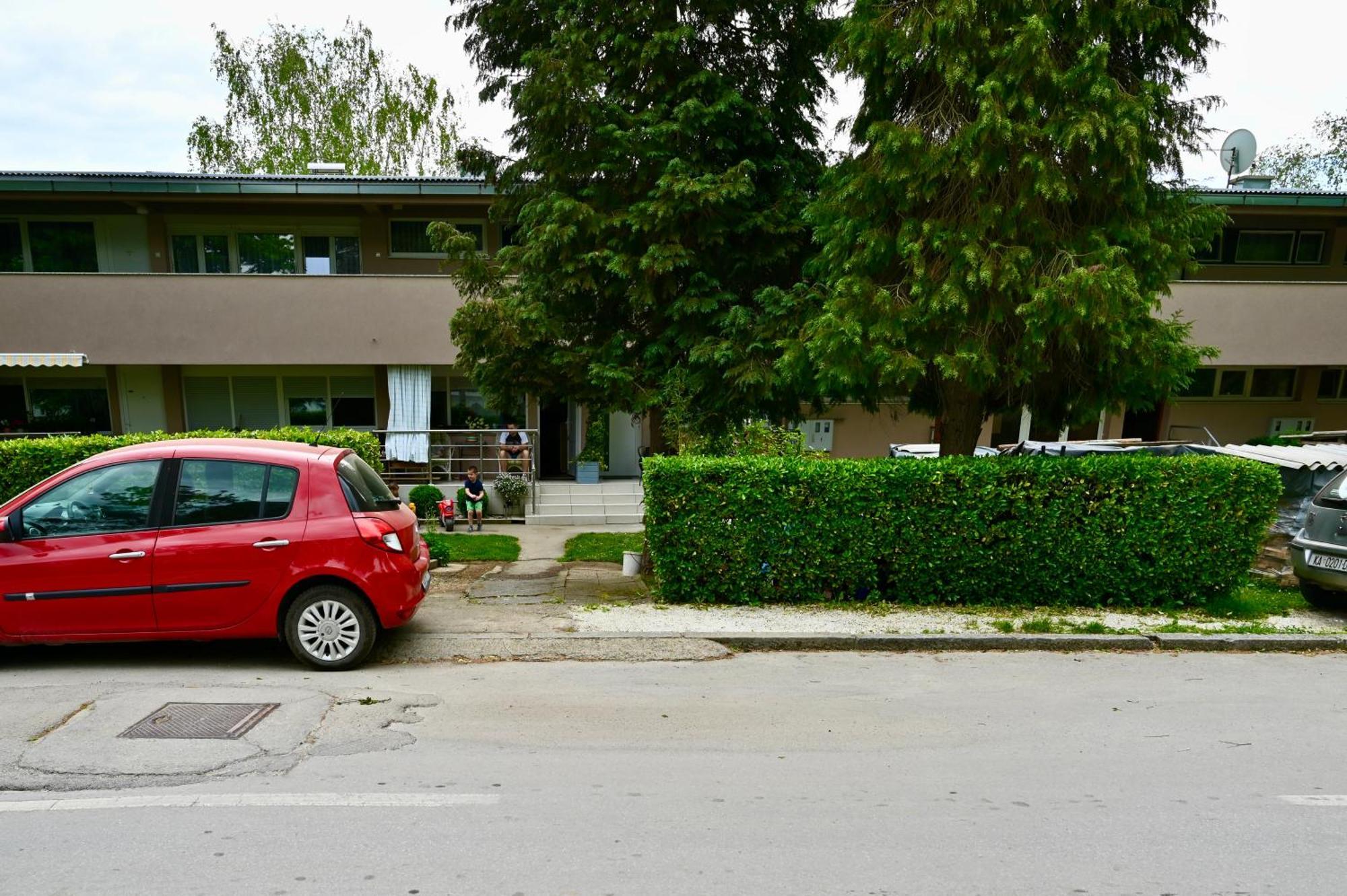 Studio Apartman Una -Self Check In,Free Parking Karlovac Exteriör bild
